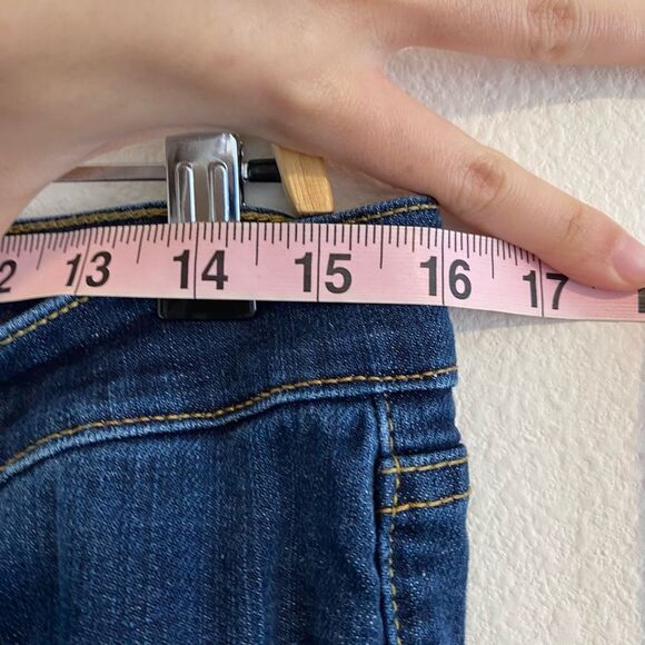 Levis Straight Leg Classic Demi Curve Dark Denim Jeans Size 32M - Picture 7 of 11